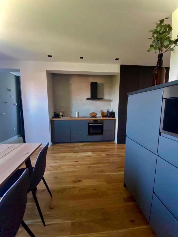 Apartman Zara Komarno Exterior photo