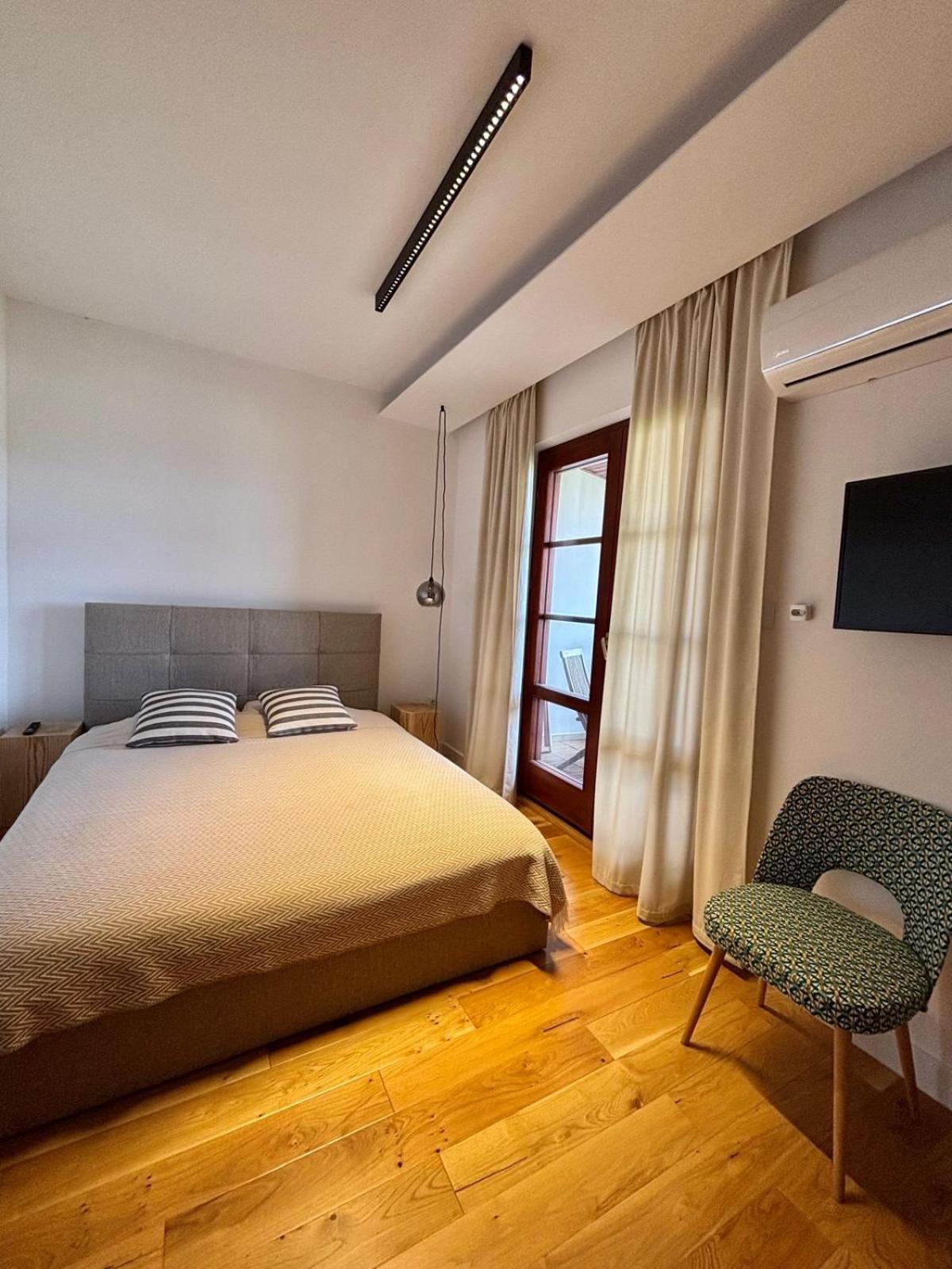 Apartman Zara Komarno Exterior photo